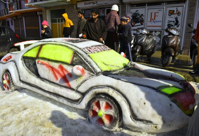 Snow car in Kashmir Picture taken by Firdous Qadri