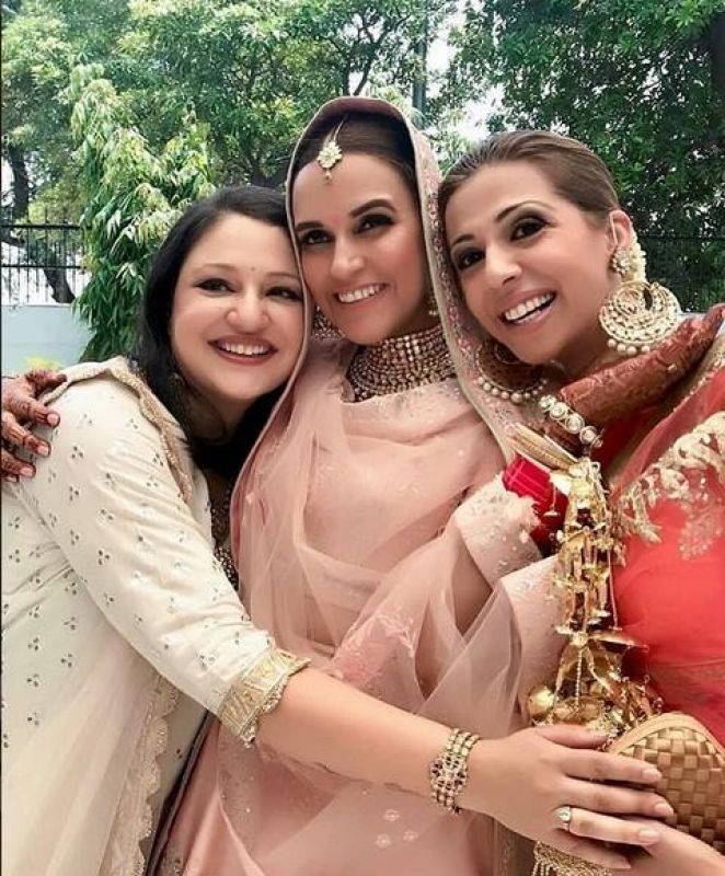 Beautiful pictures of Neha-Angad Mehendi & Wedding Ceremony