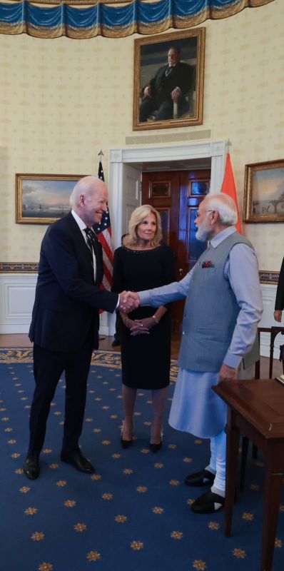 PM Modi Receives Warm Welcome from President Joe Biden & First Lady at the White House