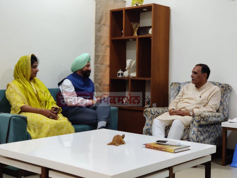 Administrator of Takht Sri Hazur Sahib Nanded, Vijay Satbir Singh Holds Talks with Punjab BJP Incharge Vijay Rupani 