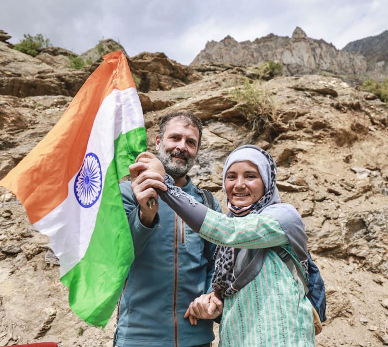Congress leader Rahul Gandhi Interacts with School Children & Common People during his Ladakh Visit
