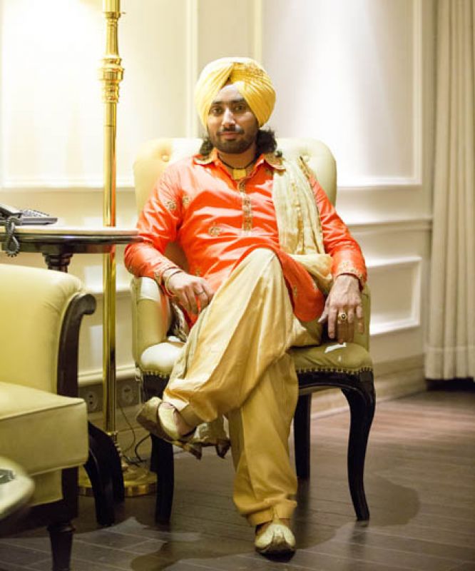 Ikko Mikke 'SHARMINDA' Song By Satinder Sartaj