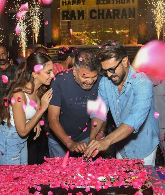  RC 15 Makers Celebrates Ram Charan's Birthday on Set 
