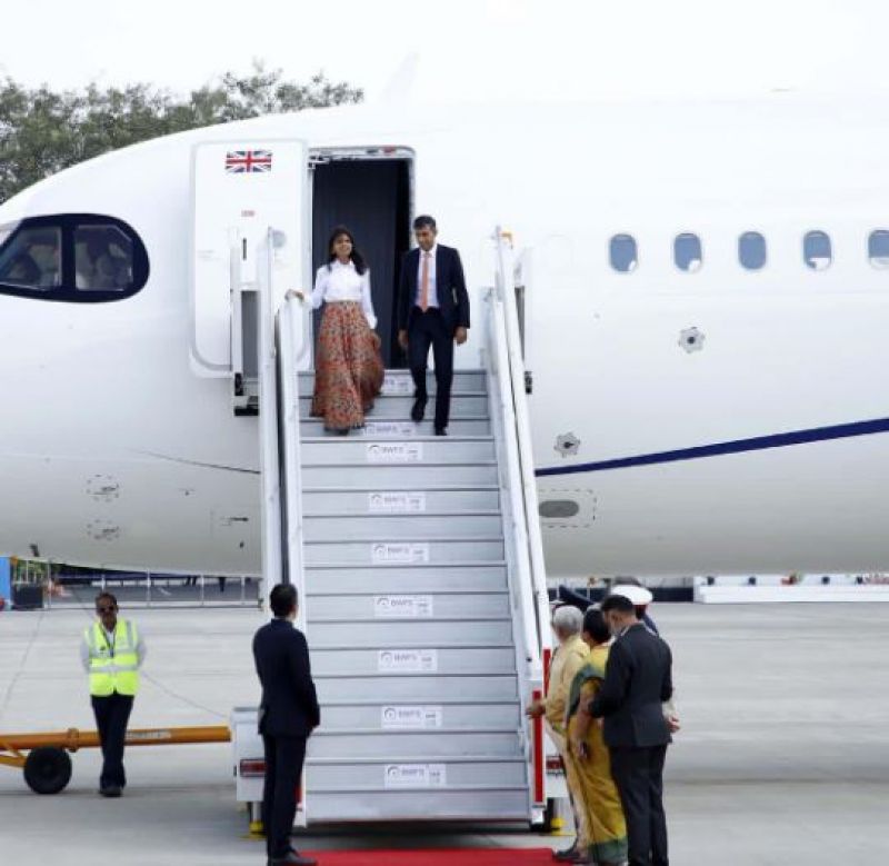 UK PM Rishi Sunak Along with wife Akshata Murthy Reaches New Delhi for G20 Summit