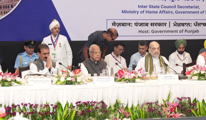 31st Meeting of Northern Zonal Council Underwent in Amritsar on Sept 26. Union Home Minister Amit Shah, Punjab CM Bhagwant Mann, Himachal CM and representatives of other states were also present on the occasion.
