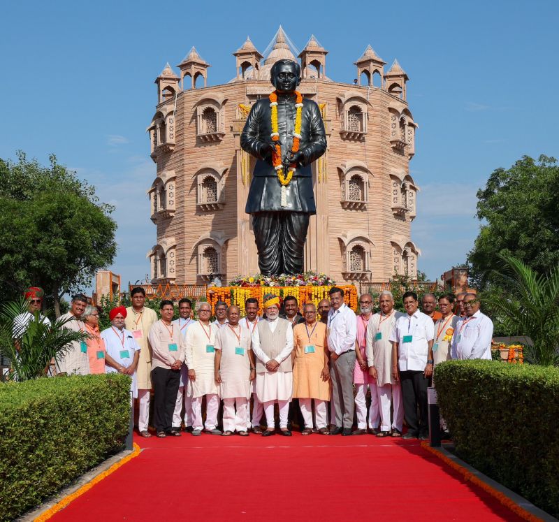 PM Modi Inaugurates 72-feet Statue of Pandit Deendayal Upadhyaya in New Delhi on the occasion of his 107th birth anniversary.
