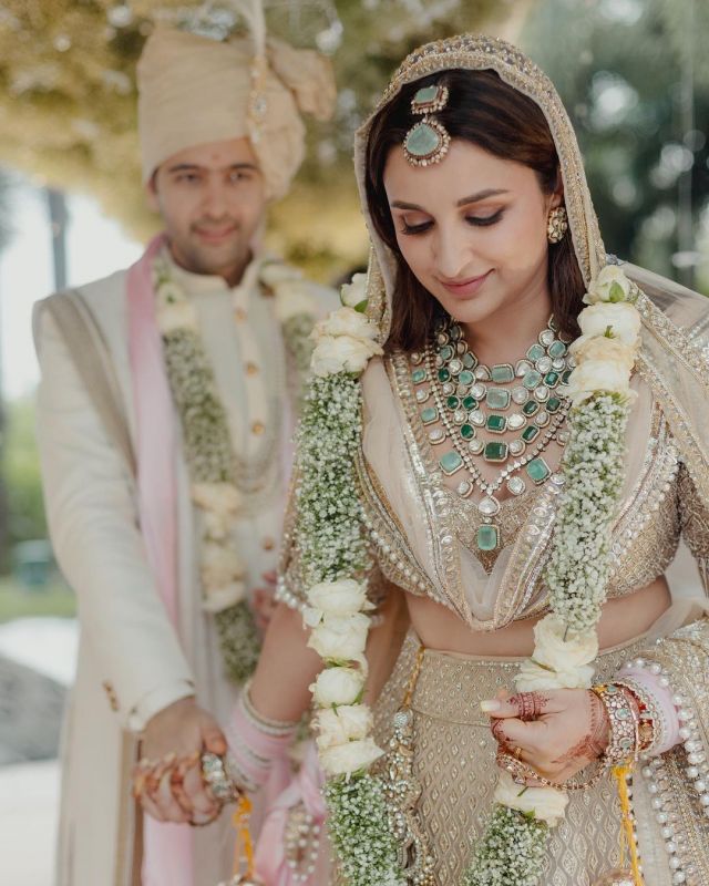 Capturing Love & Elegance: Stunning Moments from Parineeti Chopra & Raghav Chadha's Wedding
