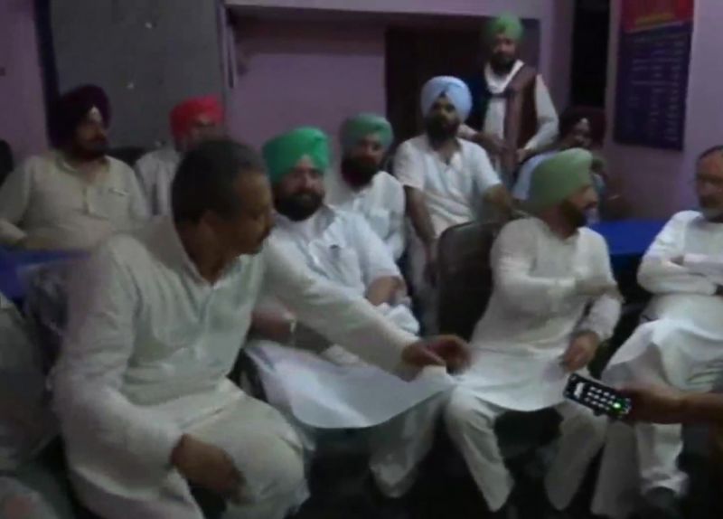 Police have detained all MLA and ministers at Haryana/UP Border