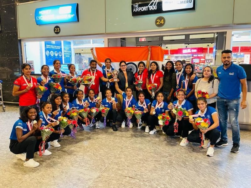 Indian Jr Women’s Hockey Team Receives Grand Welcome in Bengaluru after Title Win at Jr Asia Cup, Japan
