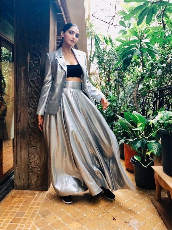 Sonam Kapoor Look Stylish in Silver Outfit