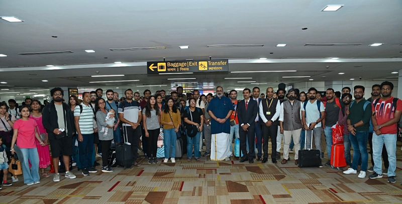 Operation Ajay: First Flight from Israel Brings 212 Indian Citizens to Delhi, Welcomed by Union Minister Rajeev Chandrasekhar
