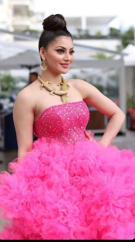 B-Town Star Urvashi Rautela Wears Pop Pink Gown with Crocodile Necklace at Cannes 2023
