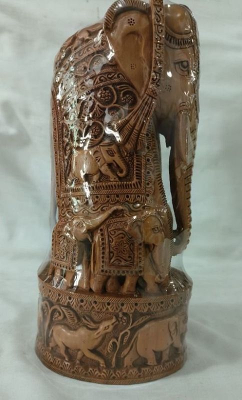 PM Narendra Modi presented a Sitar made of sandalwood to French President Emmanuel Macron as a gesture of friendship and cultural exchange. President Macron's wife, Brigitte Macron was also presented with a sandalwood box and other items.
