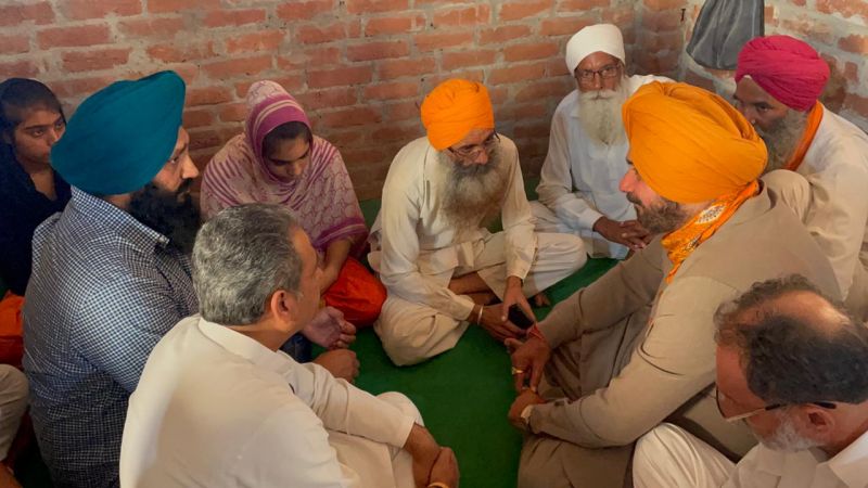 Navjot Singh Sidhu, With Family of Lovepreet Singh 