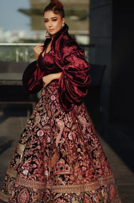 Elegant Clicks of TV Star Tina Dutta