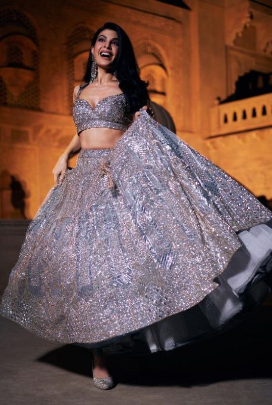 Three Adorable Looks of Jacqueline Fernandez