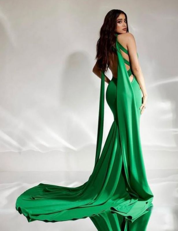 Janhvi Kapoor Slays in Green Fit-Slit Dress