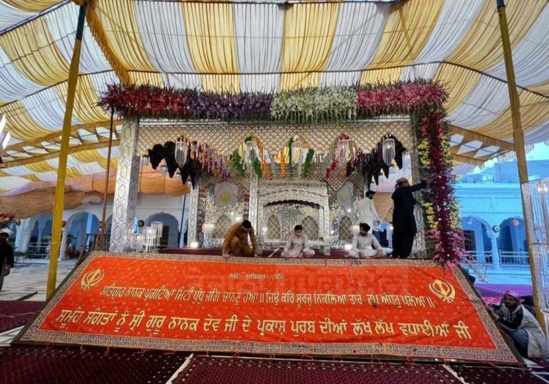 Gurdwara Sri Nankana Sahib decorated on the occasion of Gurpurab, See pics. Picture credit goes to Babar Jalandhari.
