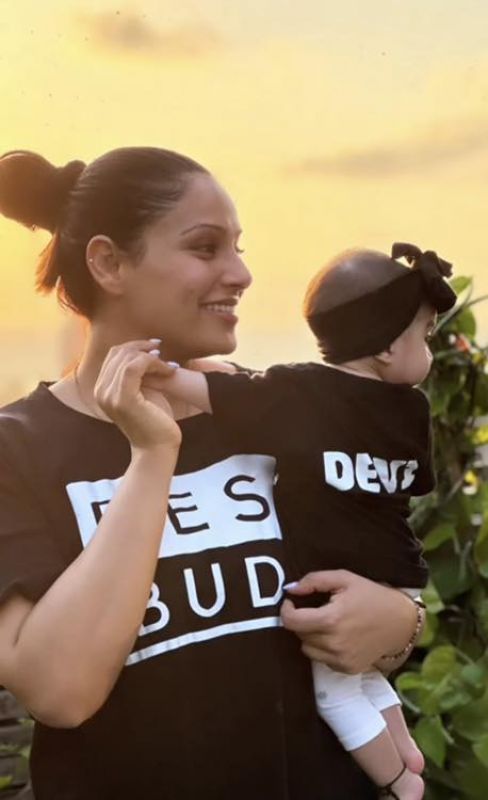 Bipasha Basu & Family Poses Together