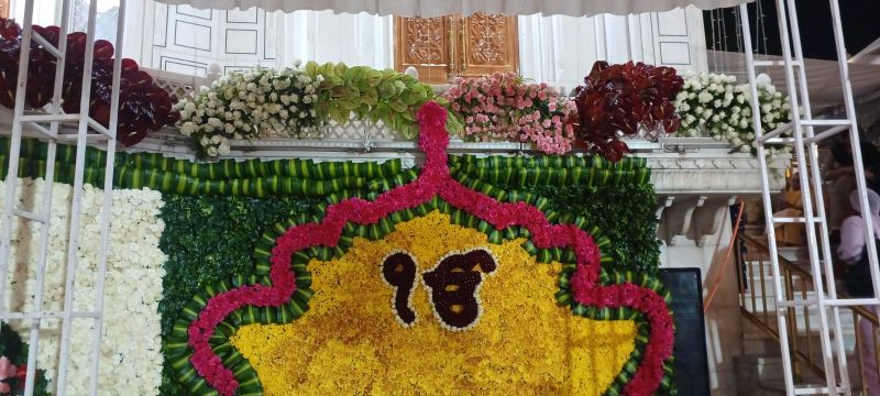Exquisite Flower Decorations Adorn Golden Temple & Akal Takht Sahib for Sri Guru Granth Sahib Ji's Prakash Purab Celebration
