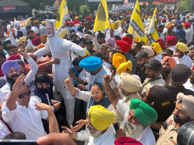 Punjab's AAP Ministers, MLAs & Workers Staged Protest against Sanjay Singh's Arrest