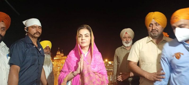 Nita Ambani Pays Obeisance at the Golden Temple, Amritsar in Punjab
