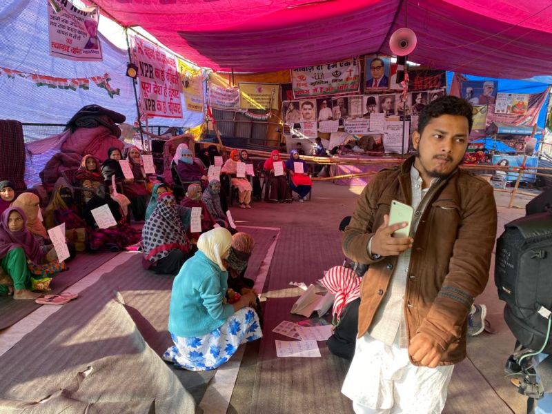 Amid Delhi's poll results, silent protest at Shaheen Bagh
