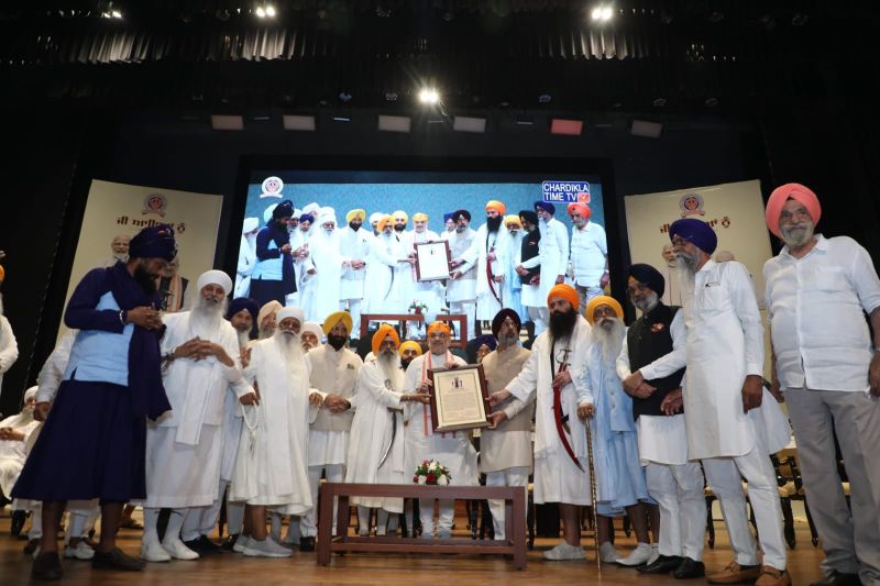 Home Minister Amit Shah Honored by Delhi Sikh Gurdwara Parbandhak Committee at Special Event