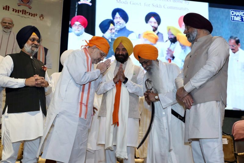 Home Minister Amit Shah Honored by Delhi Sikh Gurdwara Parbandhak Committee at Special Event