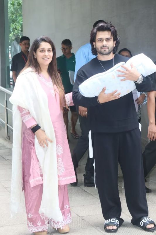Dipika Kakar Discharged from Hospital After 19-Day Stay, See First Glimpse of Little Son
