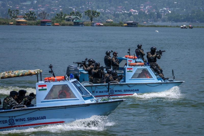 High Alert Issued in view of G-20 summit in Srinagar, Security & Vigilance Tightened in the Area, Police Personnel deployed 