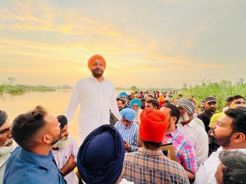 MP Ravneet Bittu Reviews Security Arrangements at Walipur Kalan village near Sutlej River Dam