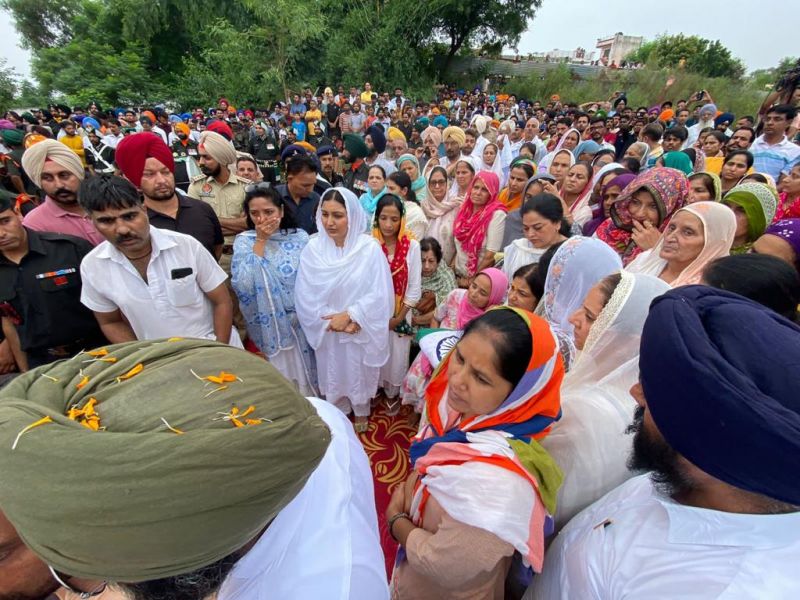 Minister Anmol Gagan Maan Paid Tributes to Martyr Colonel Manpreet Singh & Shared Grief with Family