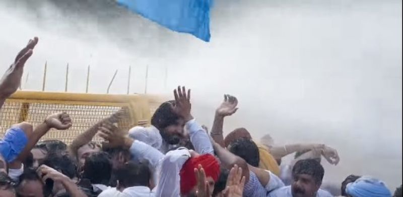 Punjab Police Spray Water on Congress Leaders Advancing to Raj Bhawan
