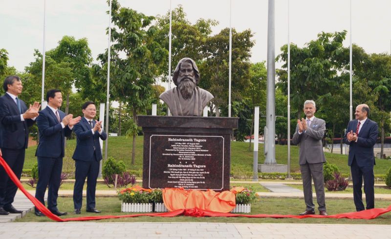 Rabindranath Tagore Statue Inaugurated in Vietnam by Foreign Minister S Jaishankar