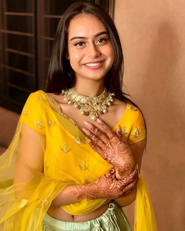 Ajay Devgn-Kajol's daughter Nysa's ethnic look