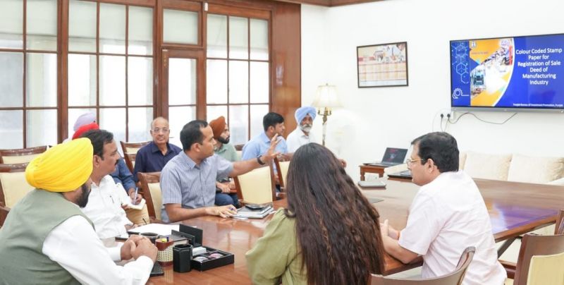 Punjab Chief Minister Bhagwant Mann issued Green Colored Stamp Papers to two Industrialists. CM Mann says- "They got all approvals in just 17 days. Our aim is to bring maximum investment in Punjab and provide business friendly environment to traders."