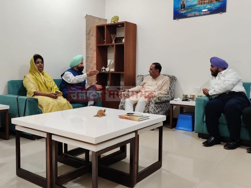 Administrator of Takht Sri Hazur Sahib Nanded, Vijay Satbir Singh Holds Talks with Punjab BJP Incharge Vijay Rupani 