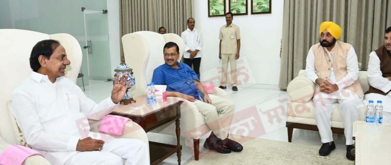 Punjab CM Mann, Delhi CM Arvind Kejriwal, MP Raghav Chadha and other AAP leaders meet Telangana CM K. Chandrashekar Rao
