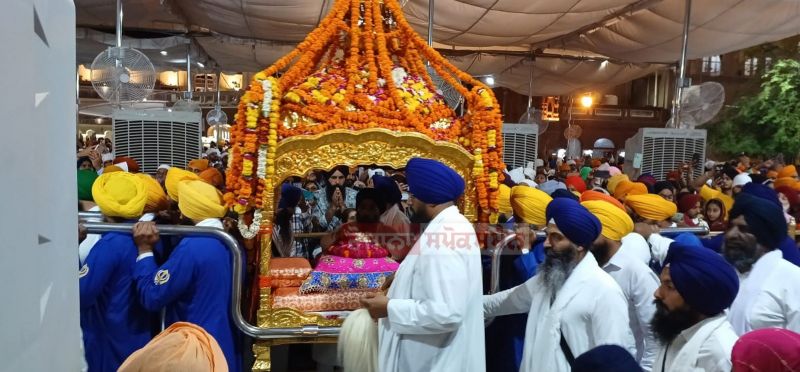 Sachkhand Sri Harmandir Sahib, Amritsar (20-05-2023)
