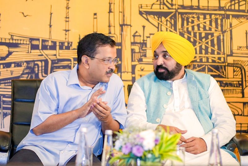 Punjab Chief Minister Bhagwant Mann and Delhi CM, AAP Convener Arvind Kejriwal Held Discussions with Industrialists in Ludhiana. They reiterated the commitment to provide comfortable environment to the industries in the state.
