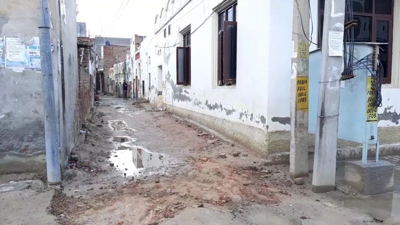 Masks Are Being Prepared At Home