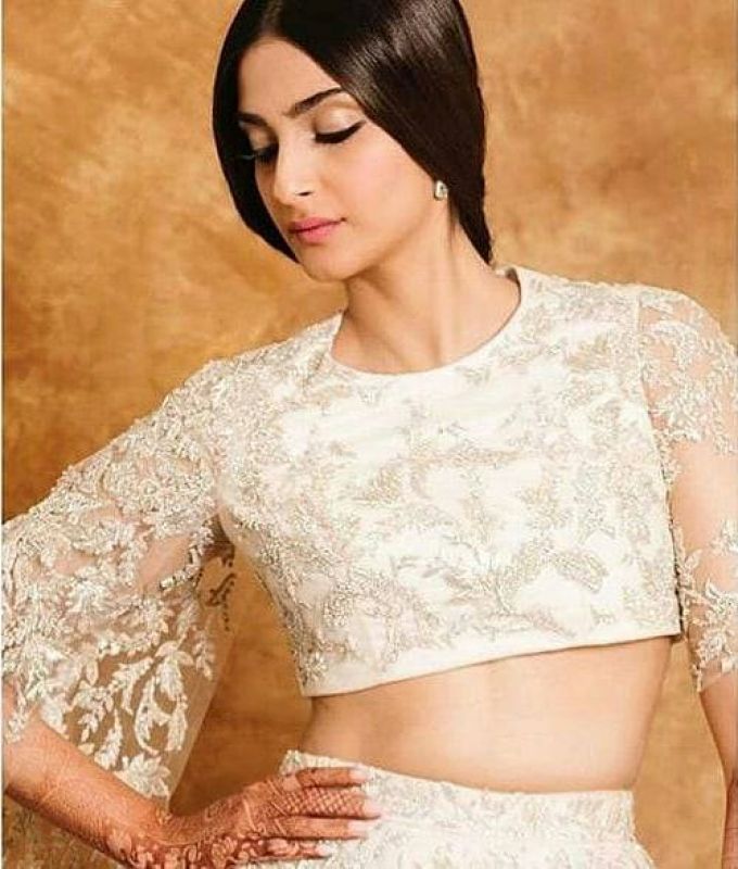 First Look of Sonam Kapoor Cannes Film Festival 2018