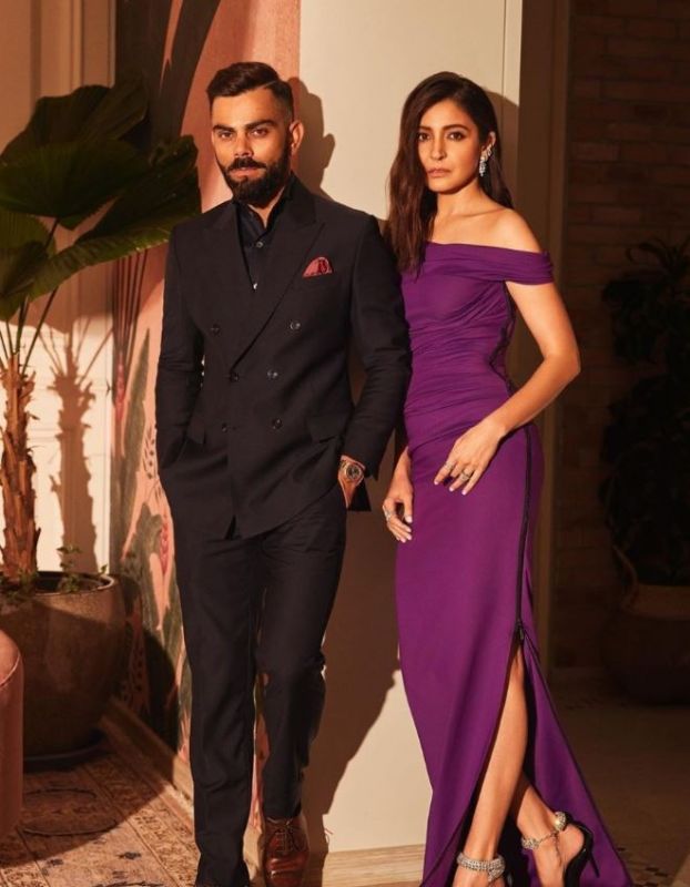  See Pics: Couple Virat Kohli & Anushka Sharma Posed Together 