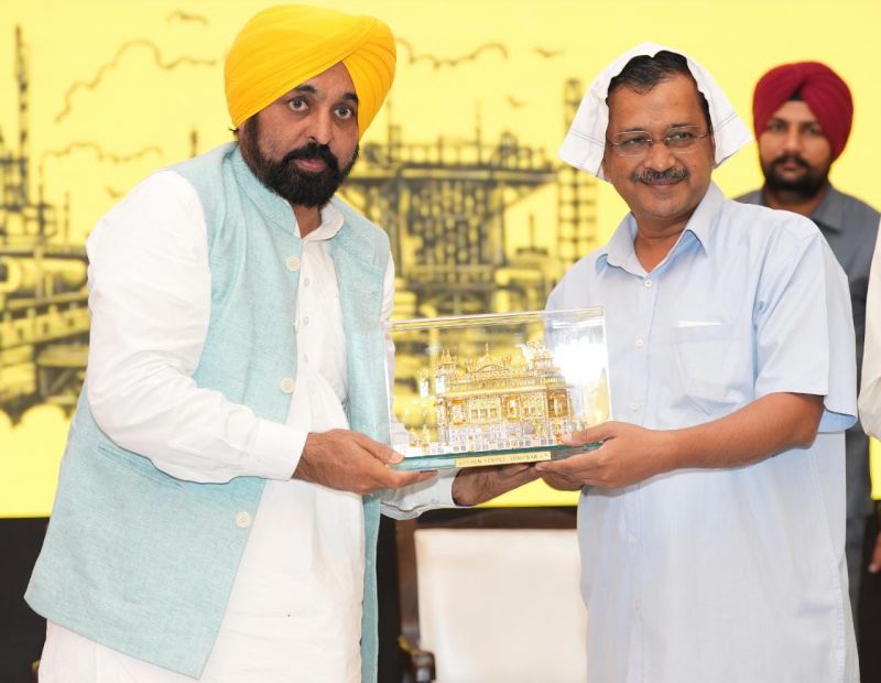 Punjab Chief Minister Bhagwant Mann and Delhi CM, AAP Convener Arvind Kejriwal Held Discussions with Industrialists in Ludhiana. They reiterated the commitment to provide comfortable environment to the industries in the state.
