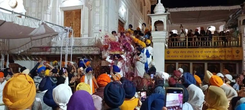 Sachkhand Sri Harmandir Sahib, Amritsar (20-04-2023)
