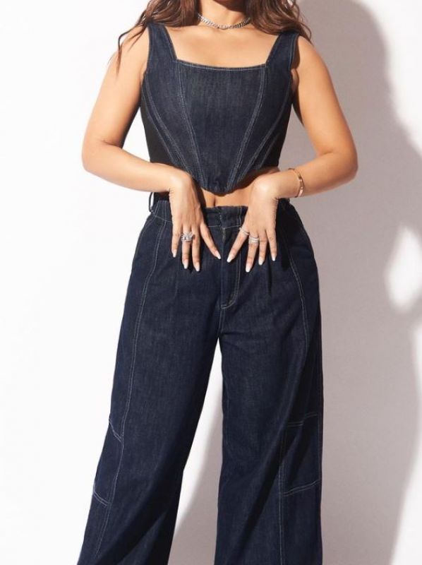 Bhumi dropped few pictures on her official Instagram handle 
