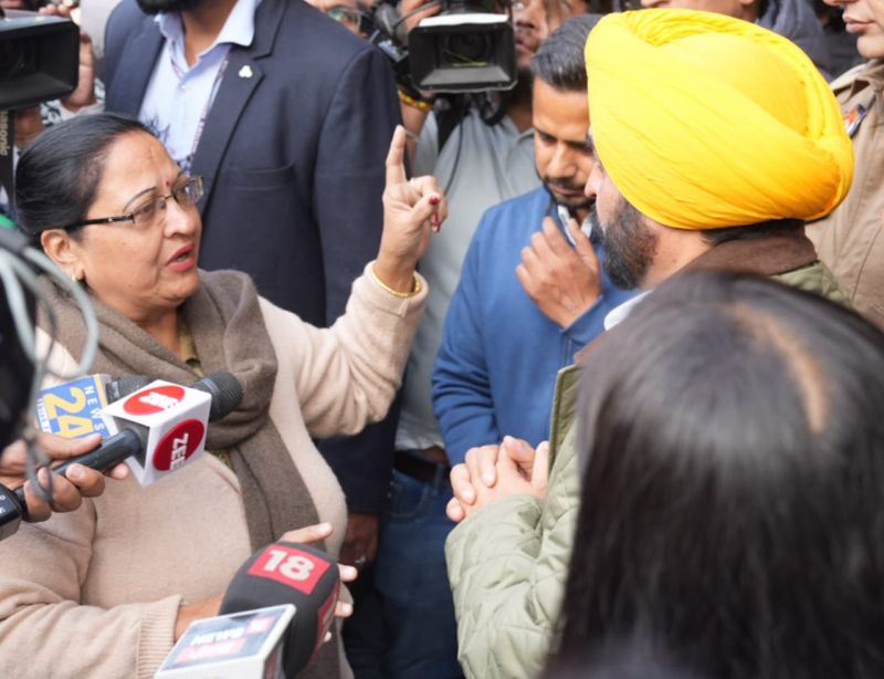 CM Bhagwant Mann Resolves Issues of People Instantly During Visit to Hoshiarpur Tehsil Complex