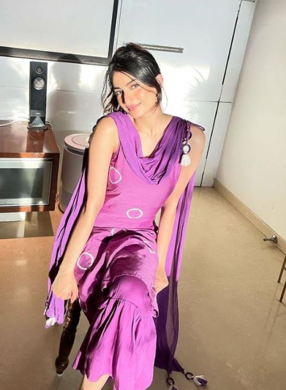 Palak Tiwari Uncovers classy look in Indian Attire 
