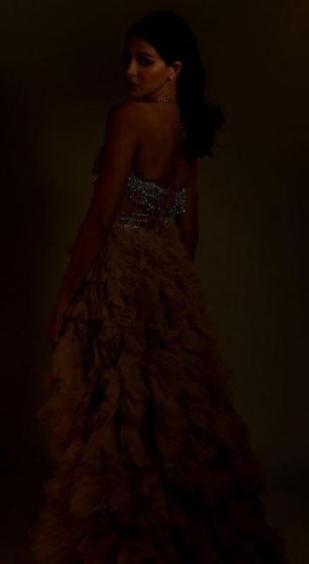 Ananya Pandey Stuns in Golden Dress